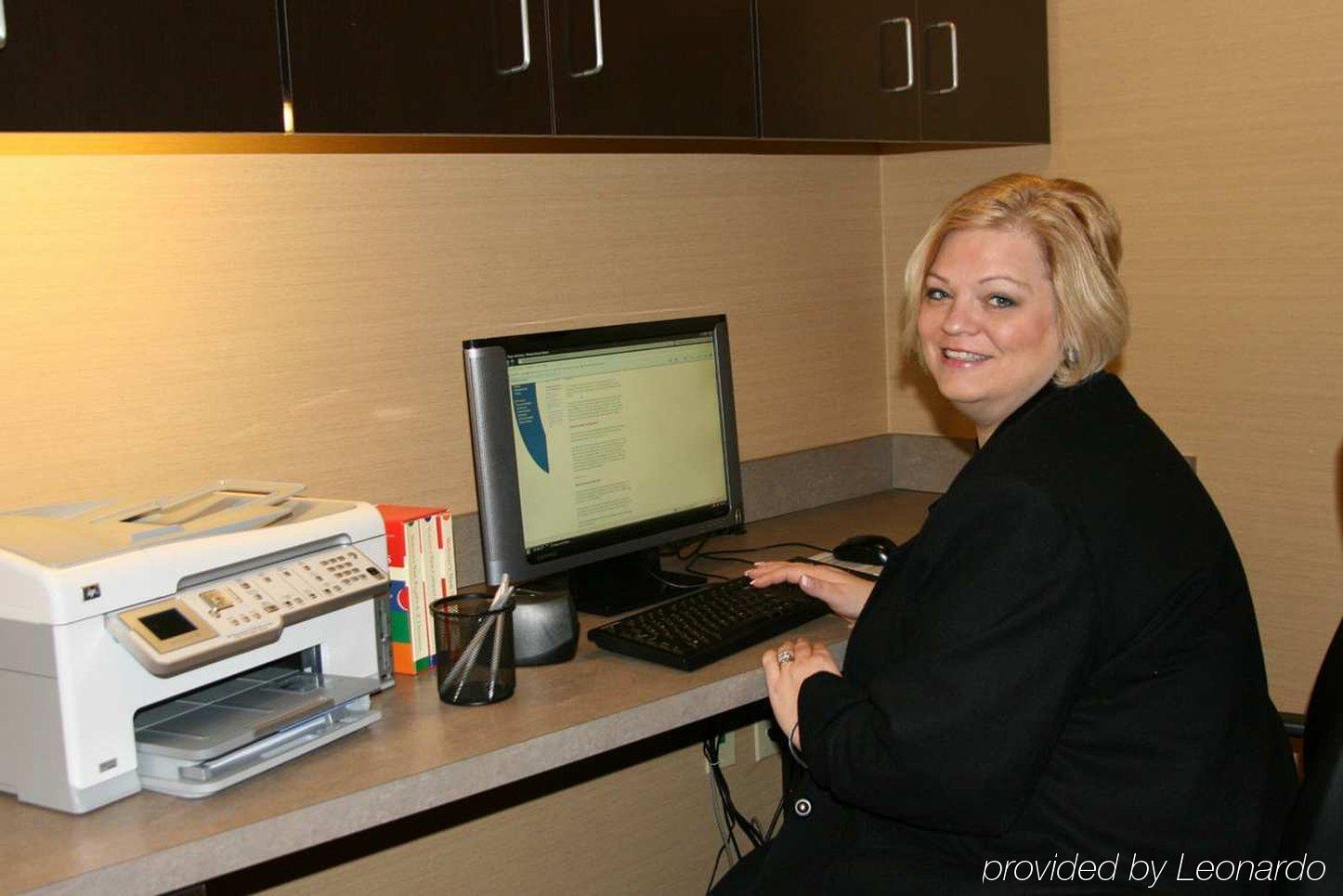 Hampton & Birmingham Airport Area Hotel