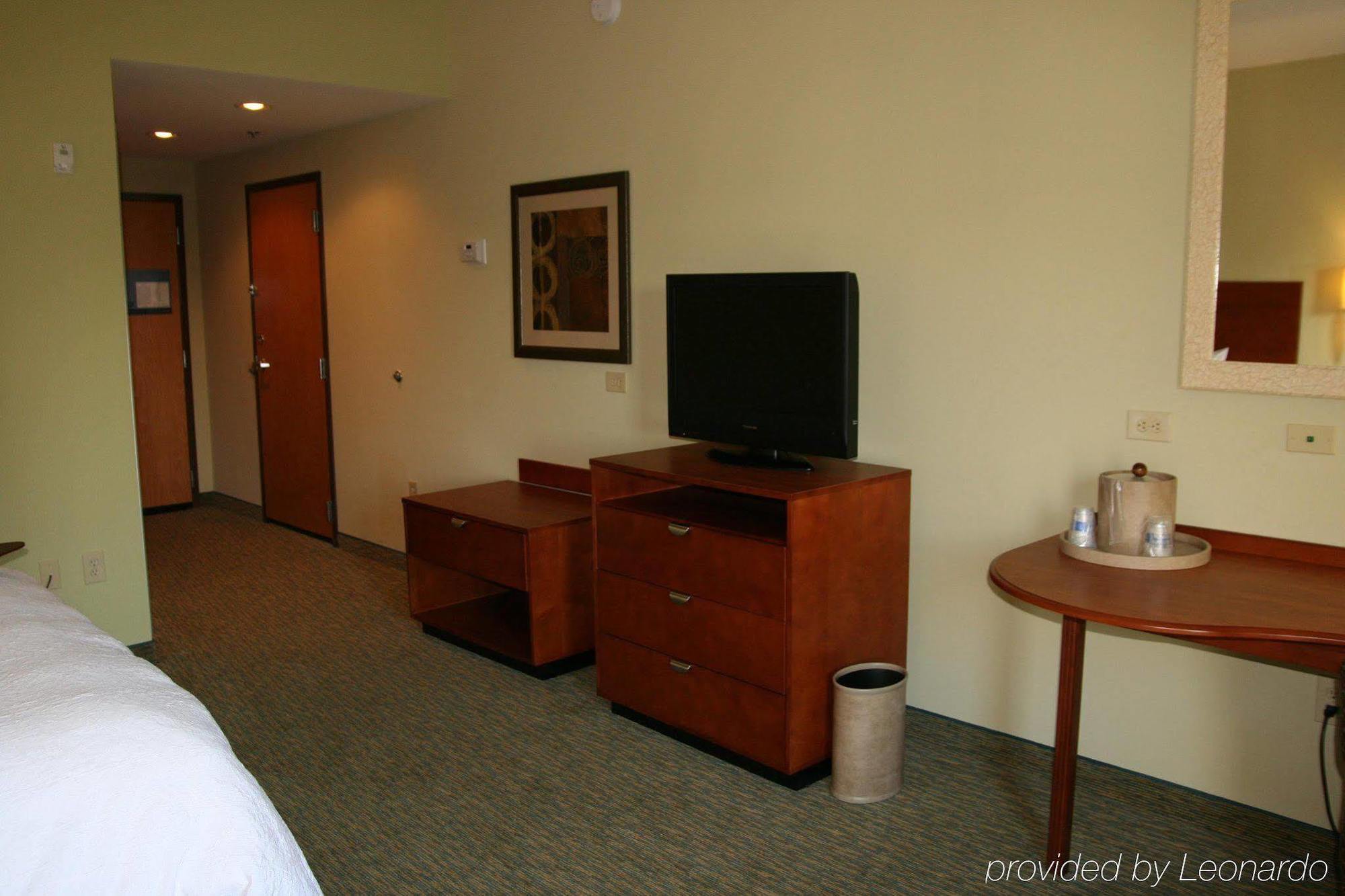 Hampton & Birmingham Airport Area Hotel Irondale